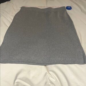Banana Republic NWOT knit pencil skirt medium